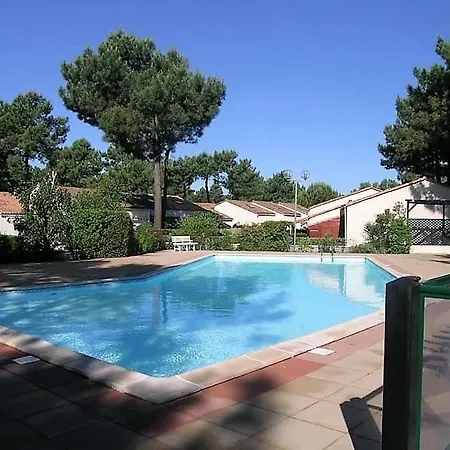 La Palmyre - Petite Mitoyenne -piscine Collective- Proche Centre Apartment