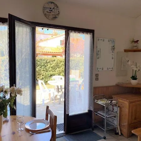 La Palmyre - Petite Mitoyenne -piscine Collective- Proche Centre Apartment